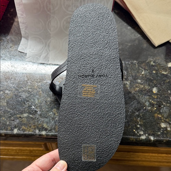 Tory Burch Black Miller Cloud Sandals, NWT Size 9 - Picture 2 of 5